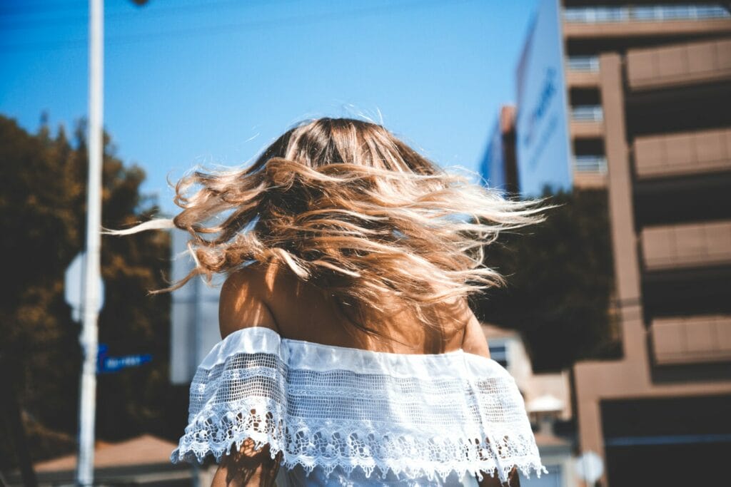 Pflege für blondiertes Haar