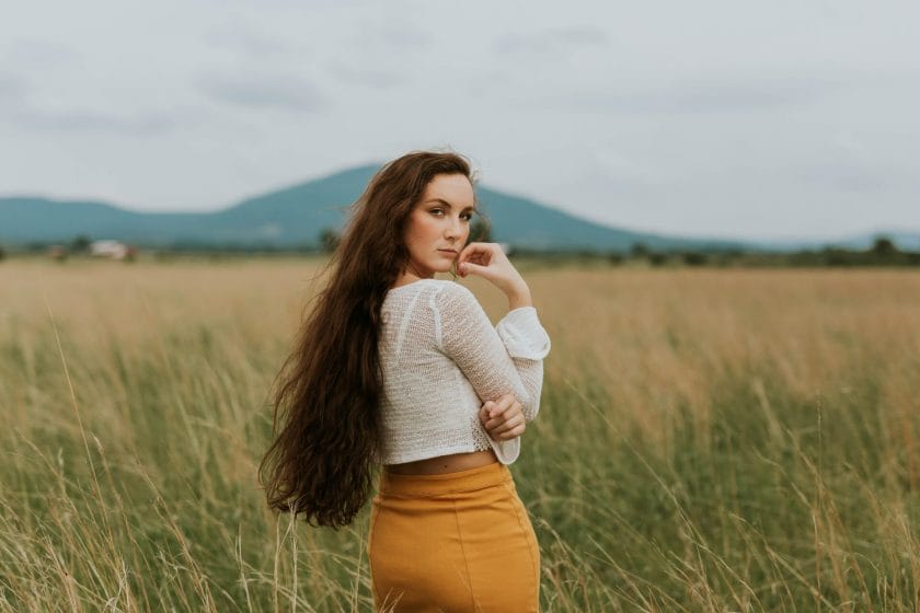 Welche Inhaltsstoffe nähren das Haar?